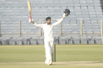 சிக்ஸர் மழை! 195 ஓட்டங்கள் விளாசிய சென்னை சூப்பர் கிங்ஸ் வீரர்