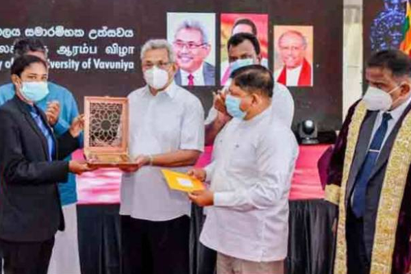 பாகிஸ்தானில் தங்கம் வென்ற முல்லைத்தீவு யுவதிக்கு ஜனாதிபதி பாராட்டு! | Mullaitivu Pakistan Boxing Srilankan Girl Won Gold பாகிஸ்தானில் தங்கம் வென்ற முல்லைத்தீவு யுவதிக்கு ஜனாதிபதி பாராட்டு! | Mullaitivu Pakistan Boxing Srilankan Girl Won Gold