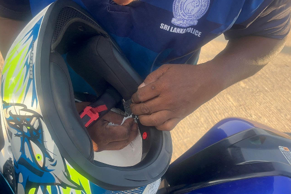 வினோதமான முறையில் கடத்தப்பட்ட போதைப்பொருள்! தமிழர் பகுதியில் சிக்கிய இளைஞன் - ஐபிசி தமிழ்