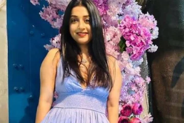 41 வயதிலும் அழகில் மயக்கும் நடிகை மீரா ஜாஸ்மின் அழகிய புகைப்படங்கள்