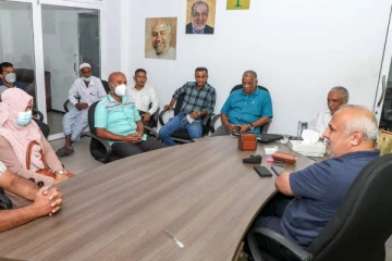 திருகோணமலை சண்முகா இந்து மகளிர் கல்லூரி விவகாரம்! ரவூப் ஹக்கீமை நேரில் சந்தித்த ஆசிரியை (PHOTOS)