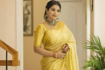 4 ஆண்டுகளுக்கு பிறகு தனது திருமண புகைப்படத்தை வெளியிட்ட பாண்டியன் ஸ்டோர்ஸ் சீரியல் நடிகை சரண்யா... தெறிக்கும் லைக்ஸ்