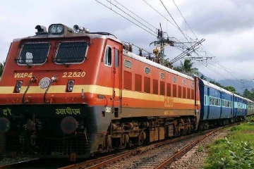 ரயிலில் இருந்து கர்ப்பிணியை தள்ளிவிட்ட விவகாரத்தில் சிசு உயிரிழப்பு