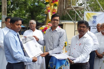 யாழில் நடைபெற்ற காந்தி ஜெயந்தி: காந்தீயம் ஏடு வெளியீடு (Photos)