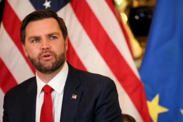 சீனாவுக்கான வரி தொடர்பில் அமெரிக்க துணை ஜனாதிபதி வெளியிட்ட தகவல்