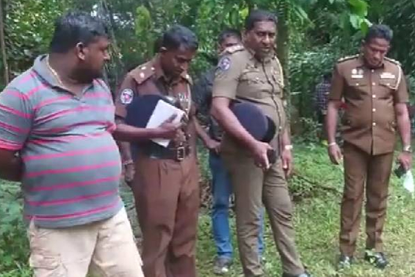 வீடொன்றில் மர்மமான முறையில் உயிரிழந்த சகோதரிகள்! அதிர்ச்சி சம்பவம் | Sisters Died Mysteriously In A House Deraniyagala