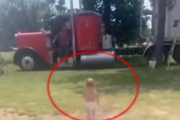 4 மில்லியன் பேரின் கவலையை மறக்க செய்த குழந்தை! செய்த சுட்டித்தனம் தான் என்ன?