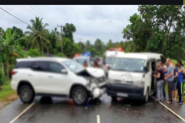 மற்றுமொரு விபத்து: வெளிநாட்டு தம்பதியர் உட்பட பலர் படுகாயம் | Horrific Accident 9 People Seriously Injured