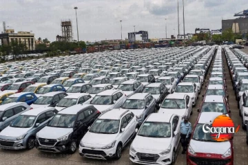 ලොක්කෝ වාහන 25000ක් එනතුරු පෝලිමේ