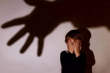 முல்லைத்தீவில் பெற்ற மகனை கொடூரமாக தாக்கிய இளம் தாய் கைது!