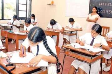 உயர்தர பரீட்சை தொடர்பில் கல்வி அமைச்சிடம் விடுத்த கோரிக்கை!