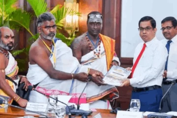 කඳුරට හින්දු පූජකවරුන්ගේ ගැටලු ගැන ජනපති ලේකම් සමඟ සාකච්ඡාවක්