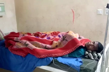 மனைவி மீது இருந்த கோபத்தில் பிறப்புறுப்பை வெட்டிக்கொண்ட கணவன்!