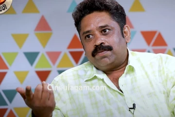 இளையராஜா நினைச்சா ரஜினி, கமல்-னு கூப்பிட்டு promotion பண்ணிருக்கலாம், ஆனா.. இயக்குனர் சீனு ராமசாமி Interview