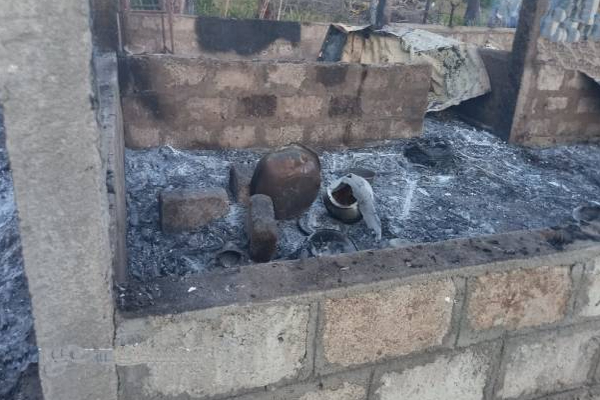 யாழில் தீயில் முற்றிலும் எரிந்து சாம்பலாகிய வீடு! | House Completely Burnt Ashes In Fire Jaffna
