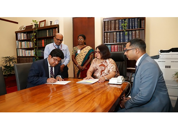 யோசித ராஜபக்சவின் பாதையில் சென்ற நாடாளுமன்ற பிரதிச் செயலாளர் நாயகம்... | Yoshitha Rajapaksa Deputy Secretary General Parli யோசித ராஜபக்சவின் பாதையில் சென்ற நாடாளுமன்ற பிரதிச் செயலாளர் நாயகம்... | Yoshitha Rajapaksa Deputy Secretary General Parli