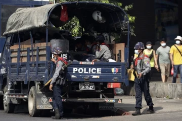 மியான்மர் நாட்டில் சுவிஸ் குடிமகன் ஒருவர் கைது: பின்னணி