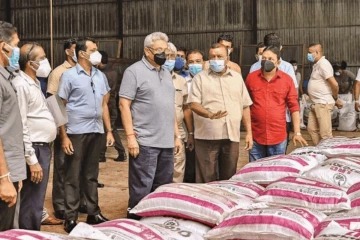 විගණනයෙන් එළියට ආ තිත්ත ඇත්ත - ගෝඨාගේ කෝටි 3ක පොහොරවලට 'අබ සරණයි'