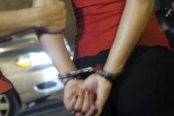 வவுணதீவில் தாய் - மகளை அதிரடியாக கைது செய்த பொலிஸார்! சிக்கிய மர்மம்