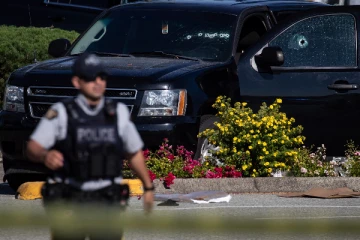 பிரிட்டிஷ் கொலம்பிய துப்பாக்கிச் சூட்டு சம்பவத்தில் மூன்று பேர் பலி