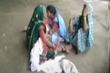 தாயின் மடியில் உயிரிழந்த 5 வயது குழந்தை! மருத்துவமனை வாசலில் நடந்த சோகம்