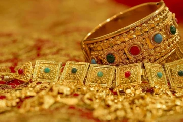 ශ්‍රී ලංකා වෙළඳපොල තුළ අද දිනයේ රන් මිලෙහි සිදු වූ වෙනස මෙන්න.