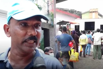 இரத்தம் சொட்ட சொட்ட மக்களுக்கிடையில் தாக்குதல்: எம்மை கொன்றுவிடுங்கள்! கொழும்பில் கண்ணீருடன் அரசாங்கத்திற்கு எச்சரிக்கை (Video)