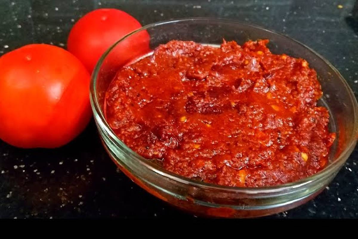 ரோட்டுக்கடை ஸ்டைலில் அசத்தல் தக்காளி சட்னி - இப்படி செய்தா கொஞ்சமும் மிஞ்சாது! | Street Foods Style Tomato Chutney Recipe In Tamil ரோட்டுக்கடை ஸ்டைலில் அசத்தல் தக்காளி சட்னி - இப்படி செய்தா கொஞ்சமும் மிஞ்சாது! | Street Foods Style Tomato Chutney Recipe In Tamil