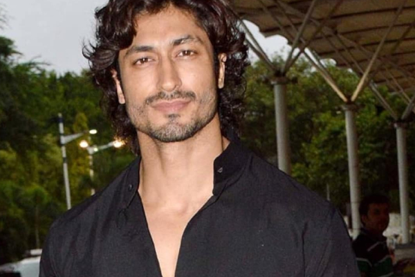 துப்பாக்கி வில்லனுக்கு லண்டனில் திருமணம்! பெண் யார் தெரியுமா | Vidyut Jamwal Nandita Mahtani Marriage In London