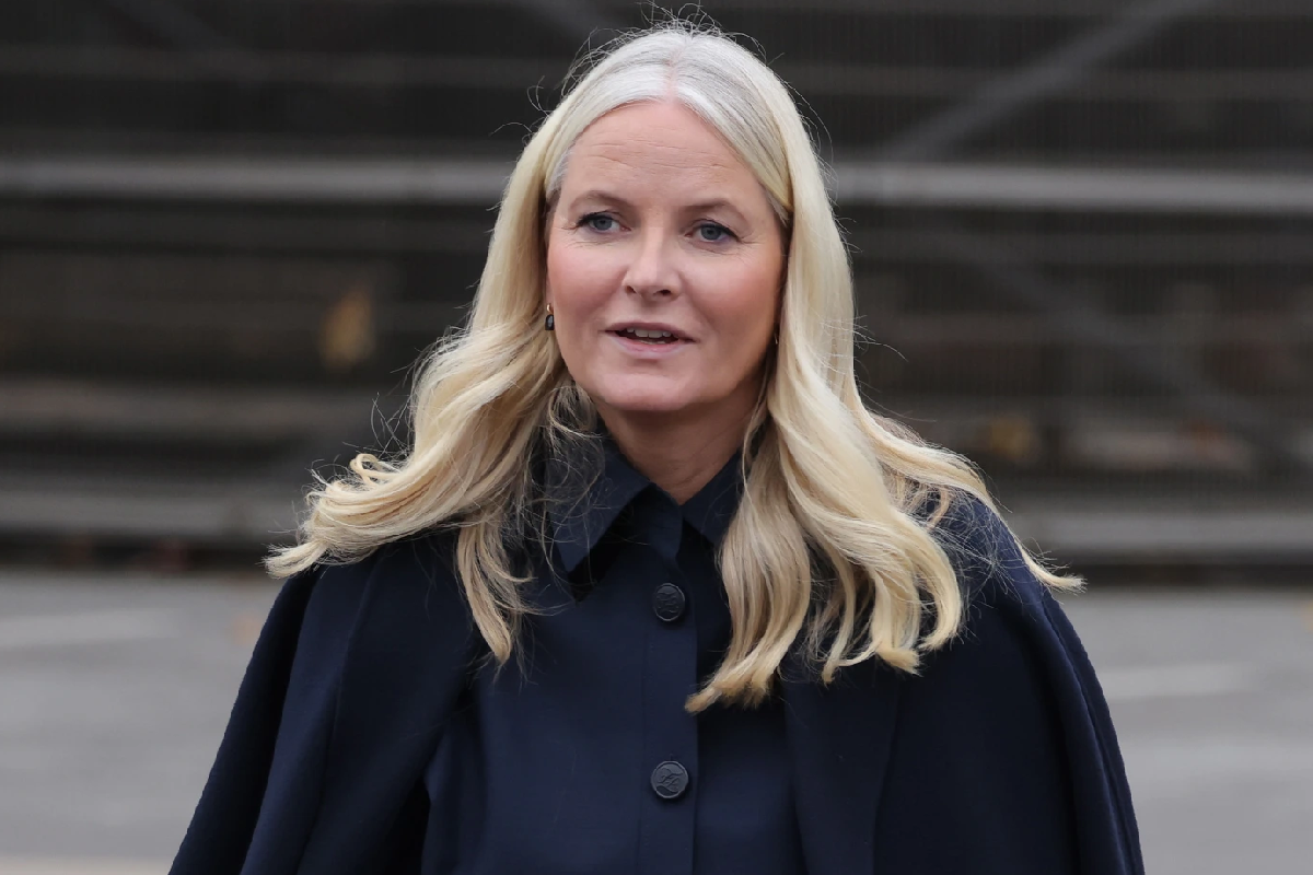 எப்ஸ்டின் விவகாரம்: நான் ஏமாற்றப்பட்டேன்..! நோர்வே இளவரசி உருக்கம் | Epstein Affair I Was Deceived Norwegian Princess