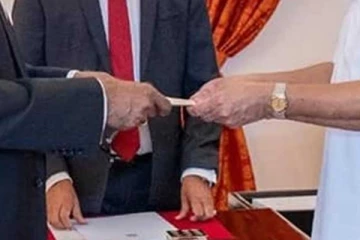 ප්‍රබල අමාත්‍යාංශයක සිදු වූ හදිසි වෙනස..