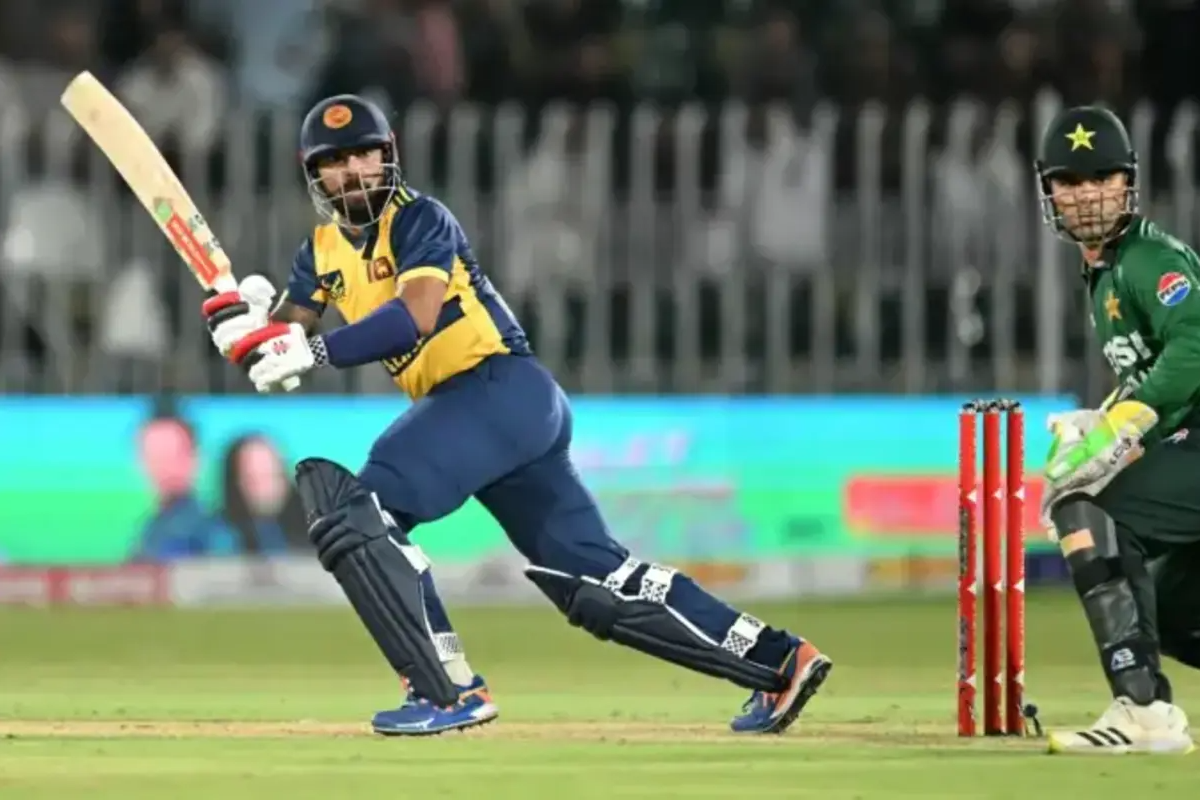 மும்முனை ஒருநாள் போட்டித் தொடரில் இலங்கை இறுதிப் போட்டிக்கு | Sl Into Final Macth மும்முனை ஒருநாள் போட்டித் தொடரில் இலங்கை இறுதிப் போட்டிக்கு | Sl Into Final Macth