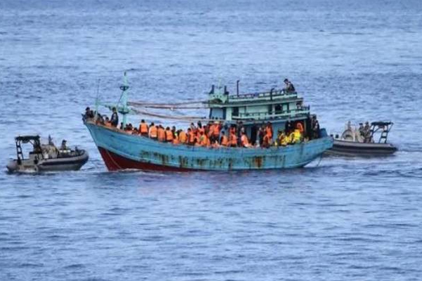 வெளிநாட்டில் வேலை : பண மோசடி செய்துவிட்டு தமிழகத்தில் பதுங்கிய இலங்கையர்! | Employment Abroad Sri Lankan Hiding Money Fraud