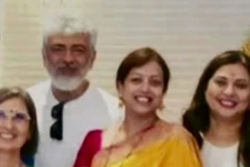 பிரபல ஹீரோ வீட்டில் அஜித்.. தீபாவளி கொண்டாட்ட புகைப்படம்