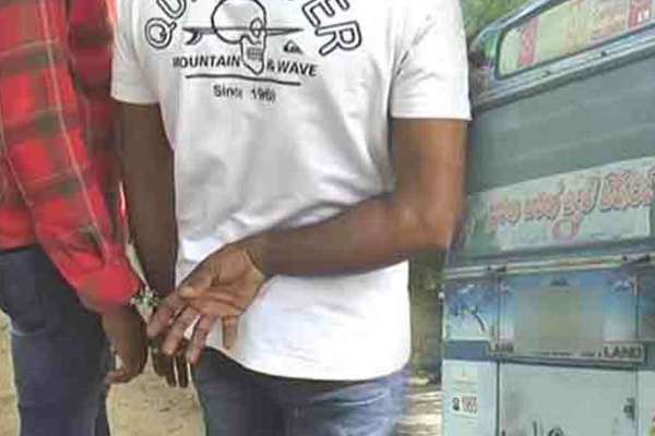 கொழும்புக்கு பேருந்தில் போதைப்பொருள் கடத்திய சாரதி | Driver Arrested For Smuggling Drugs On Bus Ampara