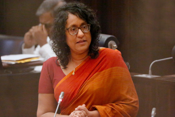 தமிழ் புலம் பெயர் அமைப்புக்களின் இடைத்தரகராக பிரதமர் - சாடும் முன்னாள் எம்.பி | Pm As Mediator For Tamil Diaspora Organizations