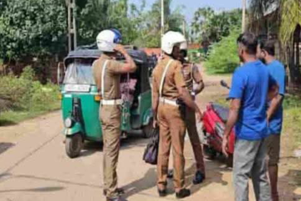 தமிழர் பகுதியில் சவாரிக்கு அழைத்து நள்ளிரவில் ஐந்து பிள்ளைகளின் தந்தைக்கு நடத்தப்பட்ட சம்பவம் | Family Was Taken Ride And Assaulted At Midnight தமிழர் பகுதியில் சவாரிக்கு அழைத்து நள்ளிரவில் ஐந்து பிள்ளைகளின் தந்தைக்கு நடத்தப்பட்ட சம்பவம் | Family Was Taken Ride And Assaulted At Midnight