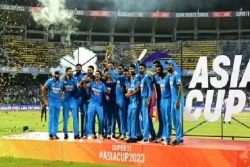 ஆசிய கோப்பையுடன் மும்பை வந்தடைந்த இந்திய அணி: வைரலாகும் வீடியோ!