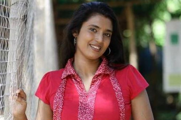 “பிக்பாஸ் போன்ற போலி நிகழ்ச்சிக்கு பின்னால் பணத்துக்காக ஓட முடியாது” - நடிகை கஸ்தூரி காட்டம் - தமிழ்நாடு