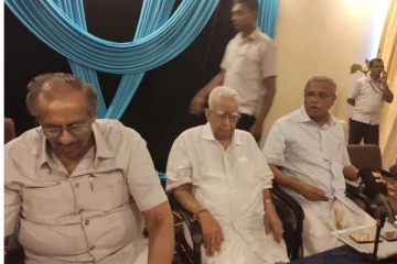 மார்ட்டின் வீதியில் தமிழரசு கட்சியின் இரகசிய கூட்டம்! வெடித்தது சர்ச்சை(Video)