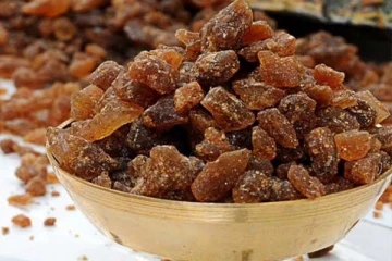 எல்லா நேரமும் சோர்வாக இருக்கிறீர்களா? பனங்கற்கண்டை இப்படி சாப்பிட்டால் போதும்