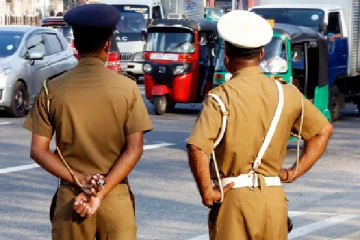 முச்சக்கரவண்டியில் மோசமான செயல்; பெண் உட்பட இருவர் கைது!