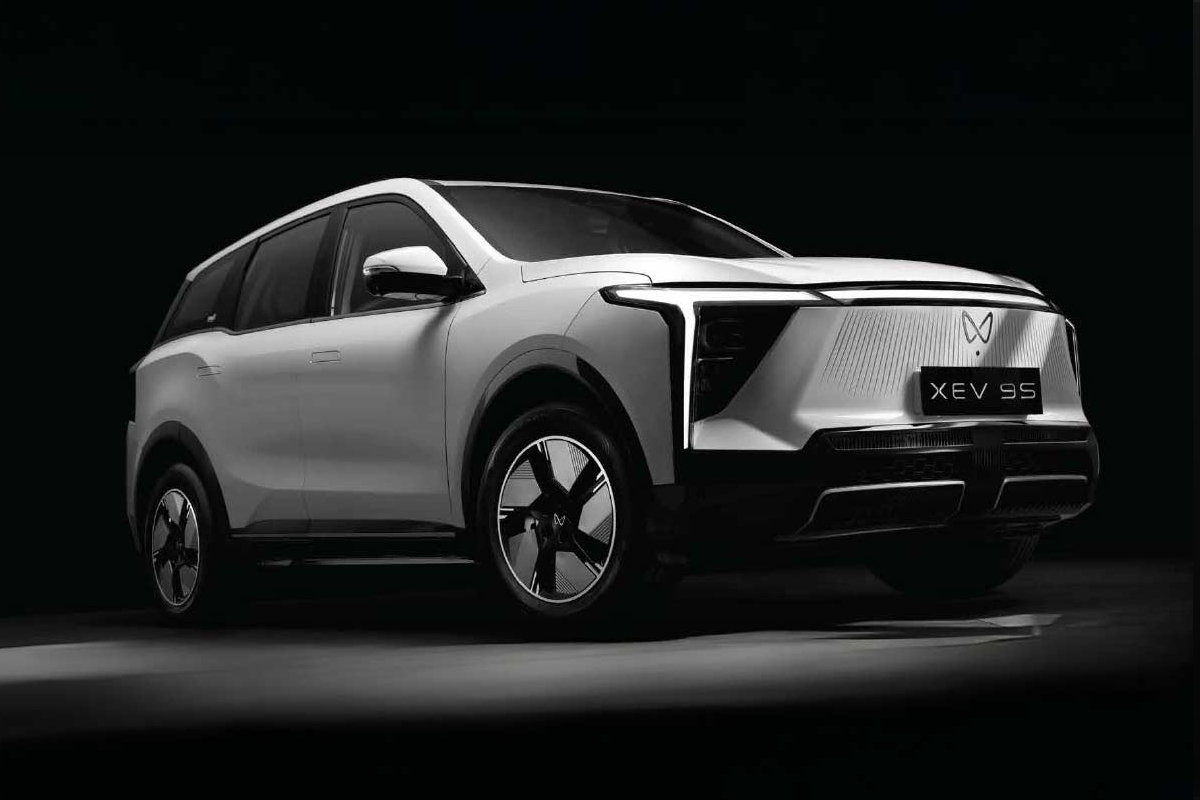 Mahindra-XEV-9S-6-Seater-Launched-at-Rs-25-25L Mahindra-XEV-9S-6-Seater-Launched-at-Rs-25-25L
