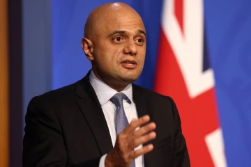 2022ல் கொரோனாவுடன் வாழ வேண்டும்! பிரித்தானியர்களுக்கு சஜித் ஜாவித் எச்சரிக்கை