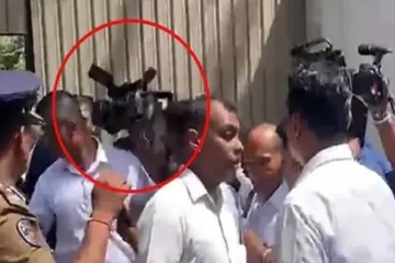 ரணிலின் மெய்ப்பாதுகாவலரை தாக்கிய ஒளிப்பதிவாளர் கைது