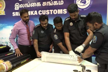 කෝටි 25ක කුෂ් මත්ද්‍රව්‍ය සමග පුද්ගලයෙකු ගුවන්තොටුපොළේදී මාට්ටු