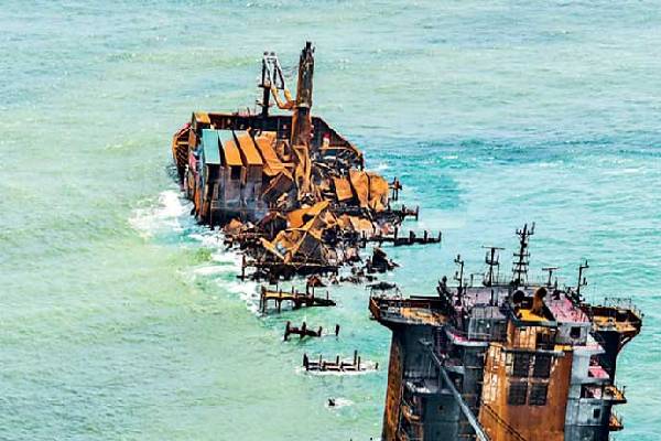 எக்ஸ்பிரஸ் கப்பல் விபத்து குறித்த வழக்கு நாளை சிங்கப்பூரில் | The Case Of The Express Pearl Shipwreck Singapore