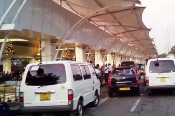 கட்டுநாயக்க விமான நிலையத்திற்குள் வெடி மருந்து! சாரதி கைது