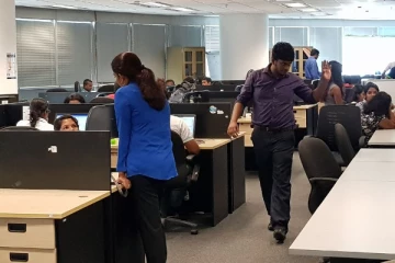 அரசு ஊழியர்களுக்கு விசேட விடுமுறை!