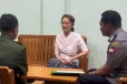 மியான்மர் முன்னாள் தலைவர் ஆங் சாங் சூ கி வீட்டுச் சிறைக்கு மாற்றம்